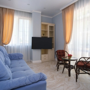 Фотография квартиры Апартаменты Red Apartments Арт Лайт Сити Апартамент Фрида