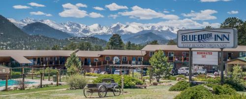 Фотографии мотеля 
            Blue Door Inn Rocky Mountain National Park