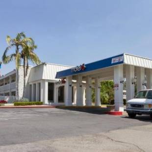Фотографии гостиницы
Motel 6-Claremont, CA
