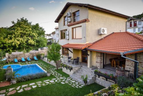 Фотография гостевого дома Villa KOMITATA