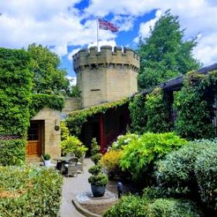 Фотографии гостиницы
Garrison Hotel