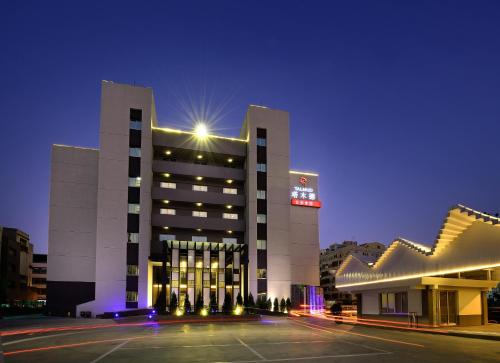 Фотографии гостиницы
Talmud Hotel Tainan