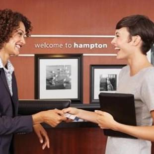Фотографии гостиницы 
            Hampton Inn and Suites Monroe