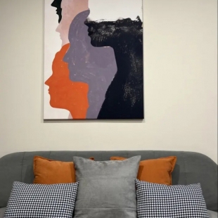 Фотография квартиры Апартаменты 4 оранжево-черные