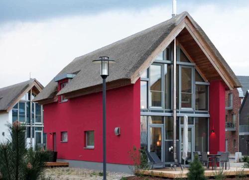 Фотография гостевого дома Ostsee - Reetdachhaus Nr 14 "DasRoteHaus" im Strand Resort