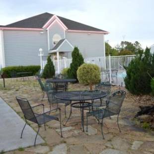 Фотографии гостиницы
Happy Days Hotel