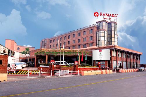 Фотография гостиницы Ramada by Wyndham Multan