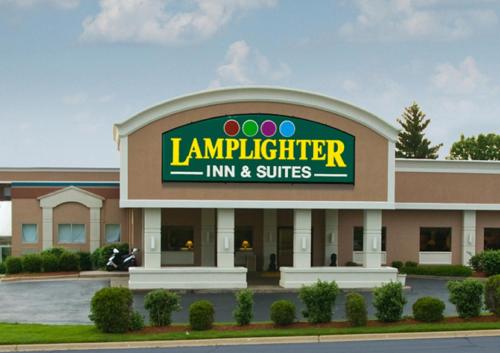 Фотография гостиницы Lamplighter Inn and Suites - North