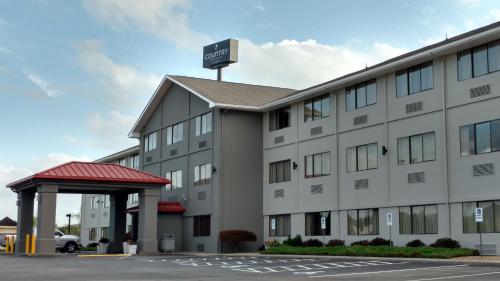 Фотография гостиницы Country Inn & Suites by Radisson, Abingdon, VA
