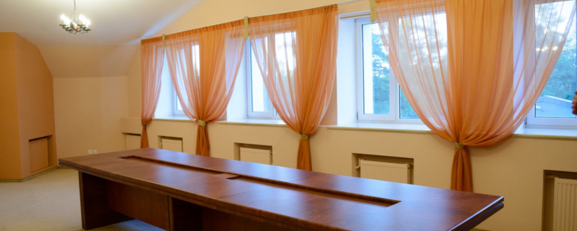 Фотографии конференц-зала Конференц-зал до 15 человек