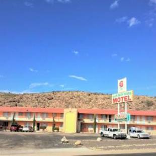 Фотографии мотеля
Ramblin Rose Motel