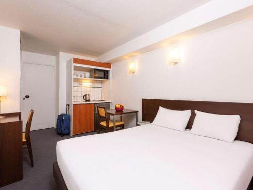 Фотография апарт отеля Aparthotel Adagio Access La Défense - Léonard De Vinci