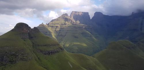 Фотография базы отдыха Swallowfield Rondavels