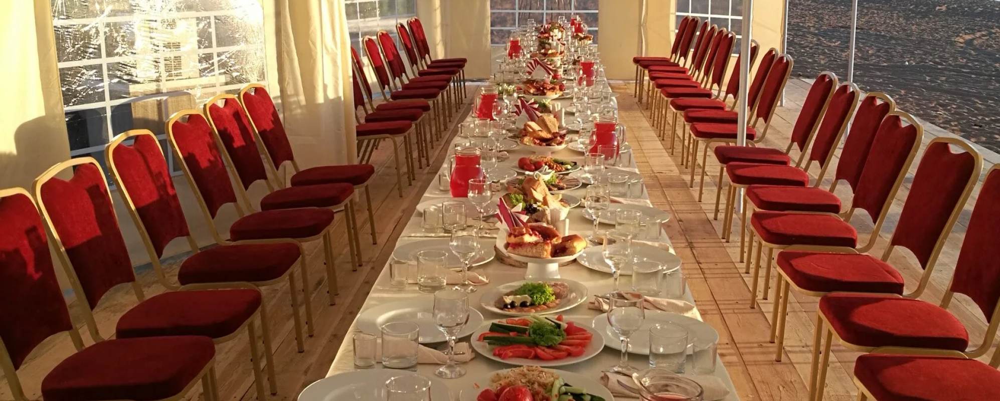 Фотографии банкетного зала Шатер на берегу Байкала