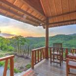 Фотография базы отдыха Ayu Hill Bungalows