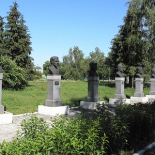 Фотография достопримечательности Аллея Героев