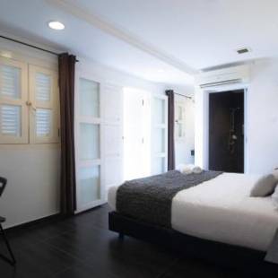 Фотографии гостиницы 
            Harbour Ville Hotel - Hamilton (SG Clean, Staycation Approved)