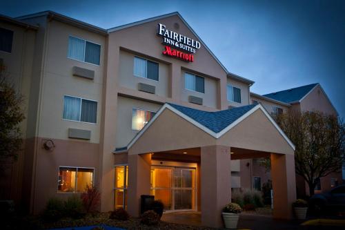 Фотография гостиницы Fairfield Inn & Suites Bismarck North