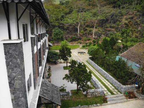 Фотографии гостиницы 
            Ha Giang Historic Hotel