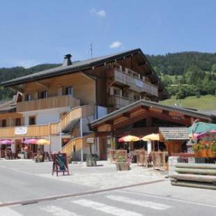 Фотографии гостиницы 
            Loc'Hotel Alpen Sports
