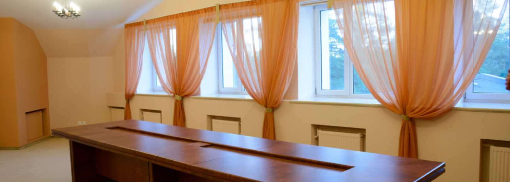 Фотография конференц-зала Конференц-зал до 15 человек