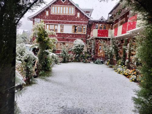 Фотография гостиницы Walisons Hotel