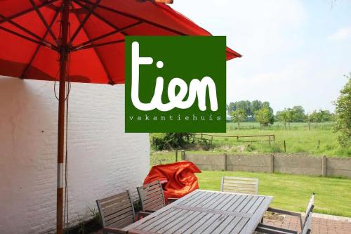 Фотография гостевого дома Huisje Nummer Tien