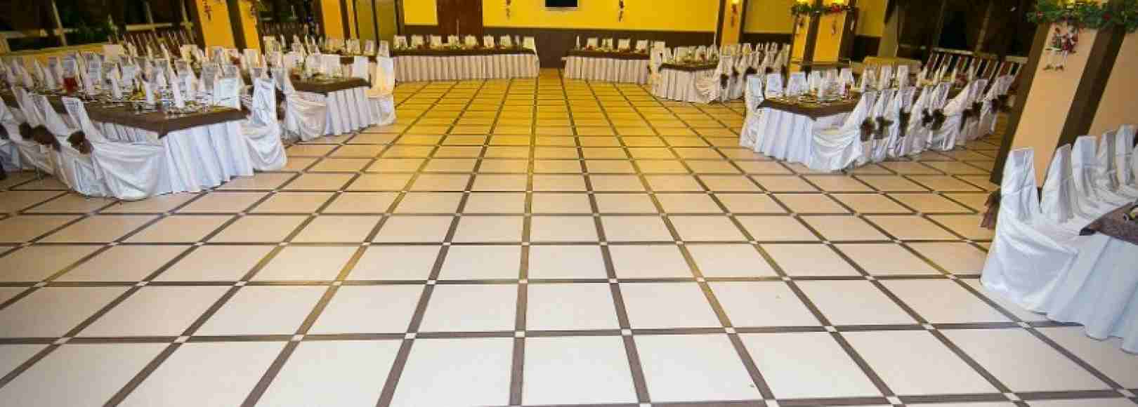 Фотография банкетного зала Уральский