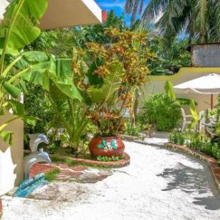 Фотографии гостевого дома 
            Banyan Villa Maldives Dhangethi