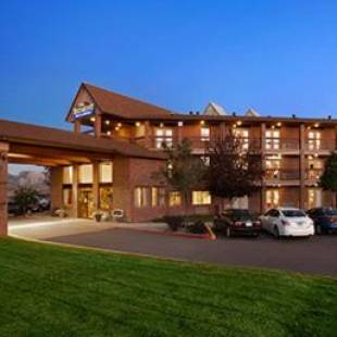 Фотографии гостиницы 
            Baymont by Wyndham Cortez