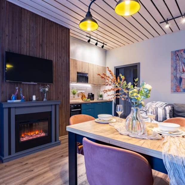 Фотографии квартиры 
            Апартаменты с камином Лукоморье в Охта Парке