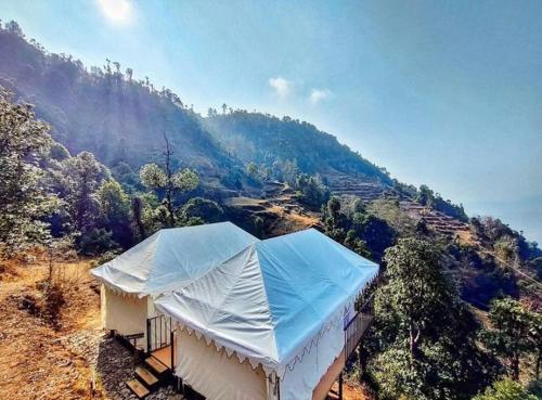 Фотографии базы отдыха
Moksham Himalayan Campsite Pangot