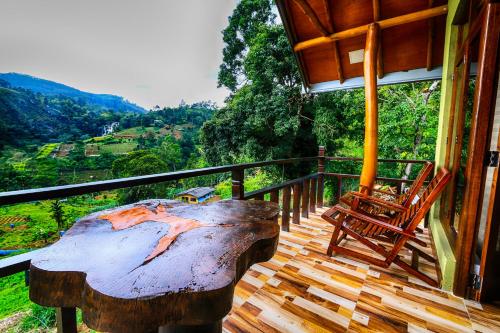 Фотография мини отеля Ella 100 View Cottage