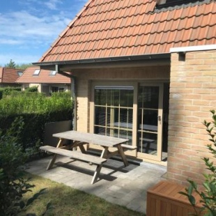 Фотография гостевого дома Vakantiehuisje De Panne vlak aan Plopsaland en de zee