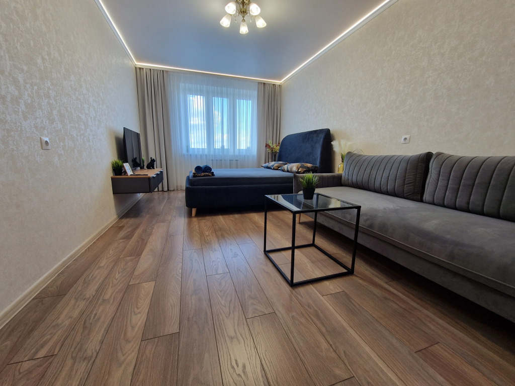 Фотография квартиры Квартира Виталий HouseRent Трёхкомнатная по ул. Рината Галеева, 31