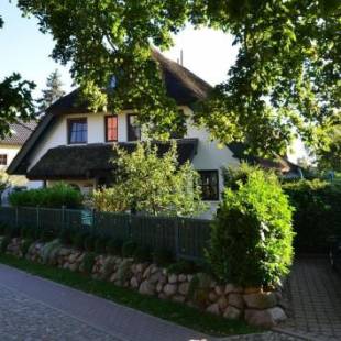 Фотографии гостевого дома 
            Ferienhaus-Strandhafer-in-Gross-Zicker-Halbinsel-Moenchgut