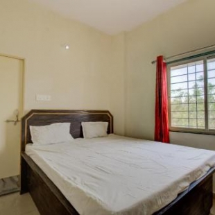 Фотография гостиницы Vaccinated Staff - SPOT ON 74760 Hotel Surya Palace