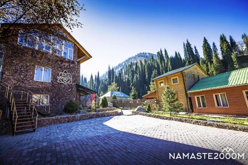 Фотографии гостиницы 
            Namaste Shalle 2000M