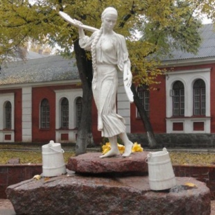 Фотография памятника Памятник-фонтан Наталка Полтавка