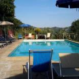 Фотография гостевого дома Gorgeous Apartment in Monte San Martino With Pool