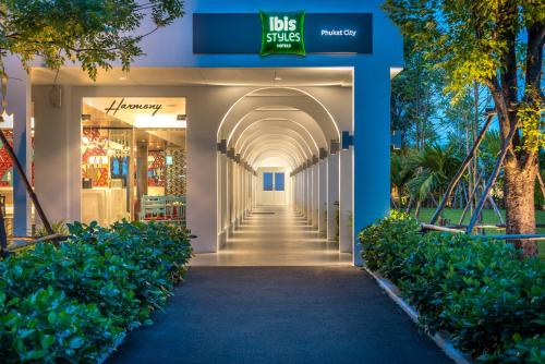 Фотография гостиницы Ibis Styles Phuket City - SHA Extra Plus