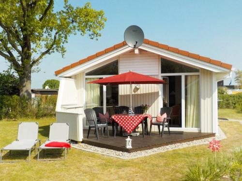 Фотография гостевого дома Two-Bedroom Holiday home in Grömitz 19