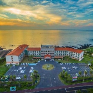 Фотография гостиницы Jeju Ilsung Beach Condo