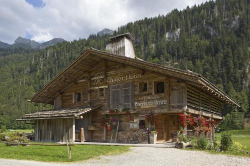 Фотография гостиницы Chalet-Hôtel Les Fermes de Pierre & Anna