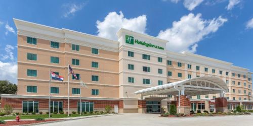 Фотография гостиницы Holiday Inn & Suites - Jefferson City, an IHG Hotel
