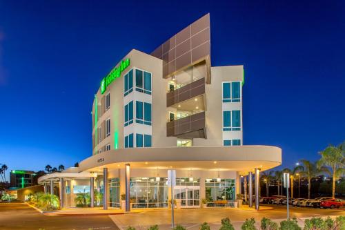 Фотография гостиницы Holiday Inn San Diego Bayside, an IHG Hotel