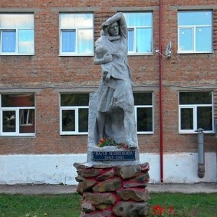 Фотография памятника Памятник В.В. Новиковой