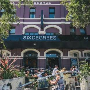 Фотографии мотеля 
            Six Degrees Motel