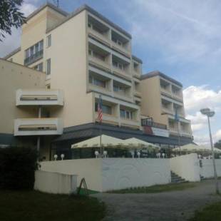 Фотографии гостиницы
Hotel Lucia