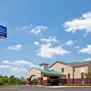 Фотографии гостиницы
Holiday Inn Express & Suites Milton East I-10, an IHG Hotel